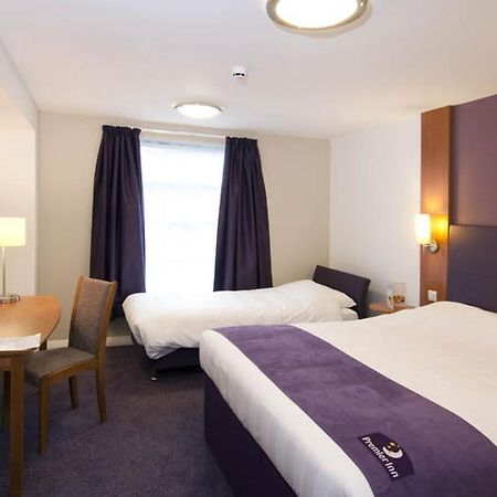 Premier Inn Portishead Buitenkant foto
