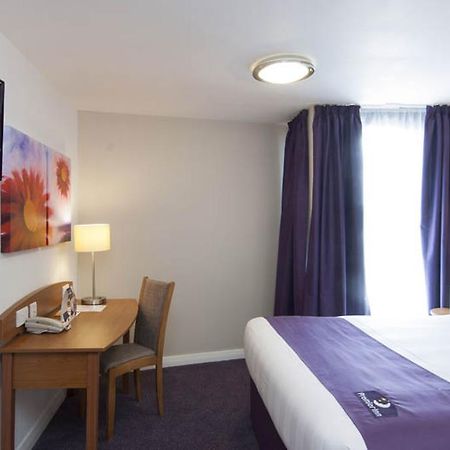 Premier Inn Portishead Buitenkant foto
