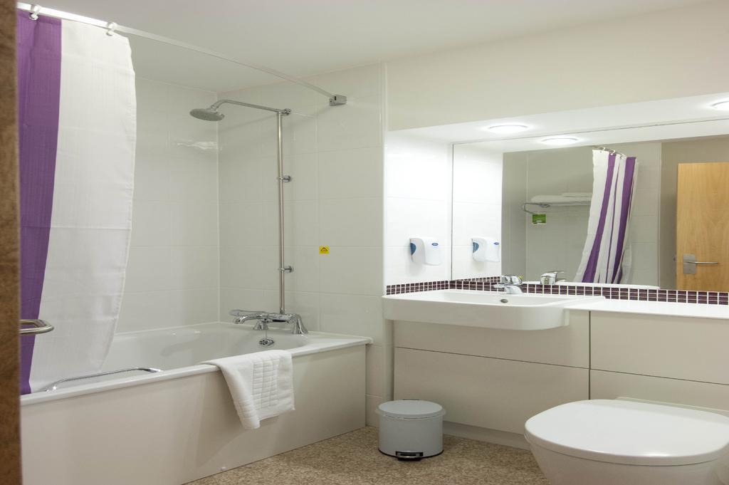 Premier Inn Portishead Buitenkant foto