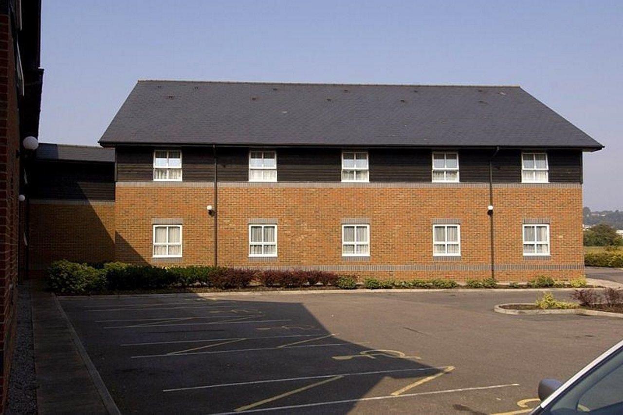 Premier Inn Portishead Buitenkant foto
